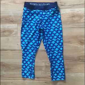 Nike Capri athletic leggings